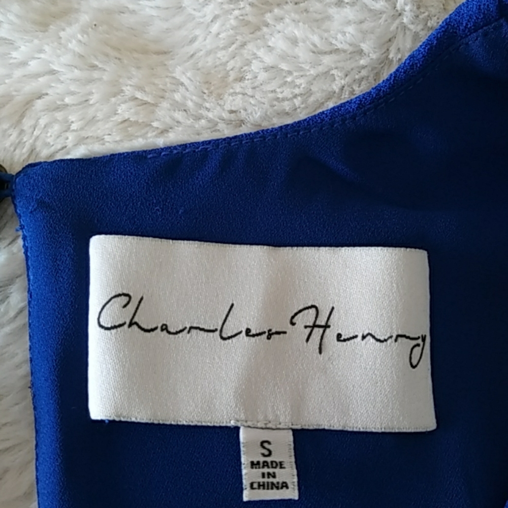 Dress - Picture 2 of 2